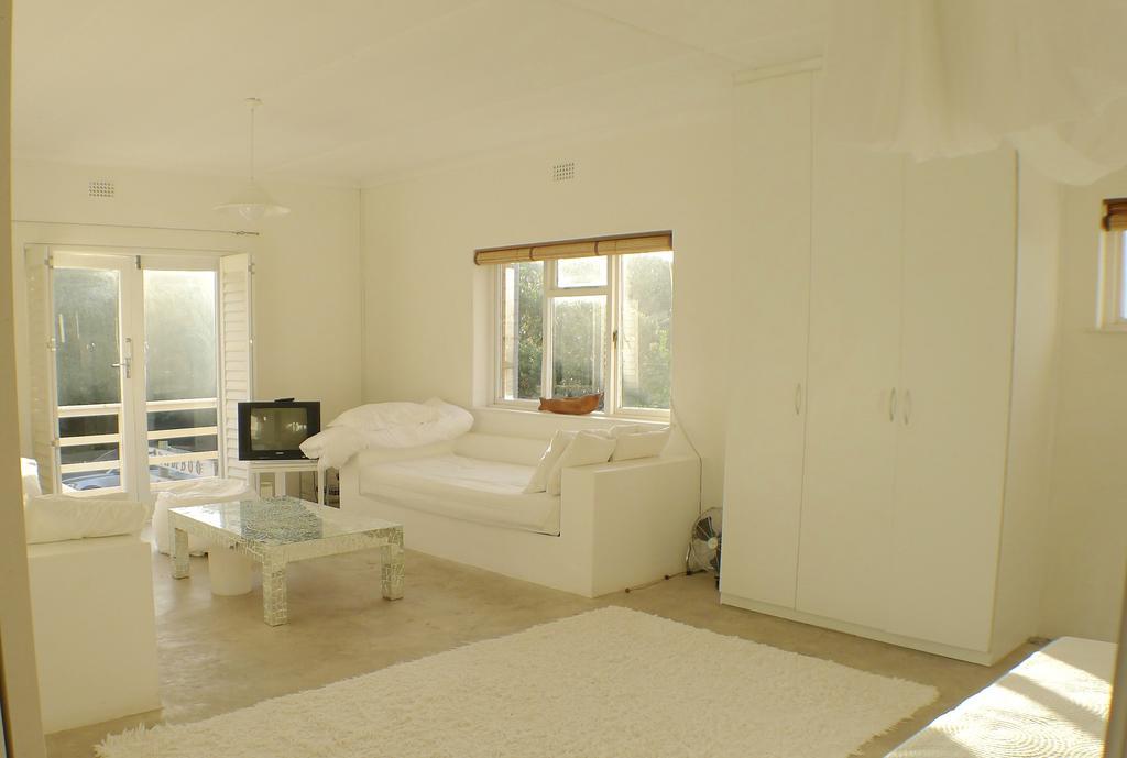 Bamboo Beach Seaside House Hotel Hermanus Eksteriør billede